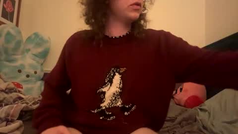 Snapshot of soyboy201 chatting on December 3, 4:09 am Soyboy20 online show from December 3, 4:09 am