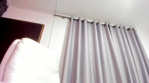 Sami Diaz   online show from January 21, 2:59 pm