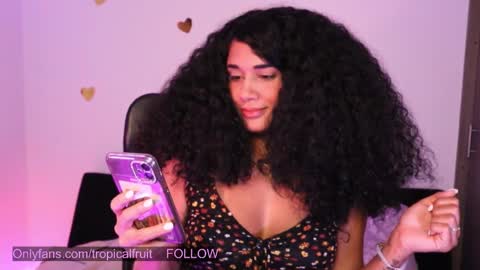 Snapshot of soytropicalfruit chatting on December 17, 8:45 am You want to talk to me more personal follow me in My Channel VIP 50 the discount online show from December 17, 8:45 am