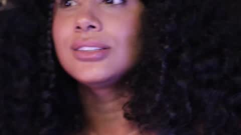 Snapshot of soytropicalfruit chatting on January 4, 12:05 am You want to talk to me more personal follow me in My Channel VIP 50 the discount online show from January 4, 12:05 am