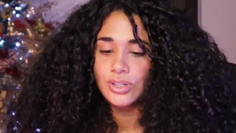 Snapshot of soytropicalfruit chatting on January 7, 3:57 am You want to talk to me more personal follow me in My Channel VIP 50 the discount online show from January 7, 3:57 am