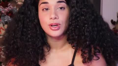 Snapshot of soytropicalfruit chatting on January 8, 7:34 am You want to talk to me more personal follow me in My Channel VIP 50 the discount online show from January 8, 7:34 am