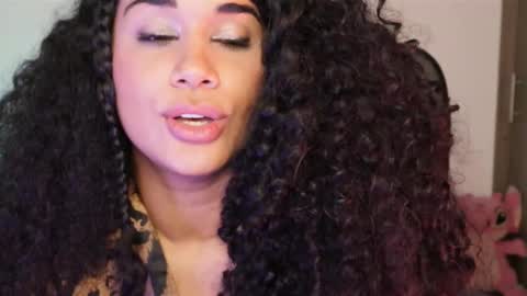 Snapshot of soytropicalfruit chatting on February 12, 7:13 am You want to talk to me more personal follow me in My Channel VIP 50 the discount online show from February 12, 7:13 am