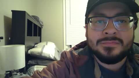 Snapshot of sparehamster chatting on November 14, 5:06 am sparehamster online show from November 14, 5:06 am