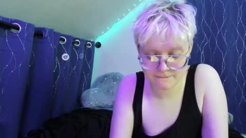 Atticus Pendragon online show from November 25, 7:36 pm