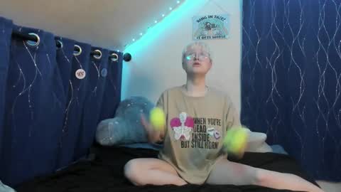 Atticus Pendragon online show from December 3, 12:29 am