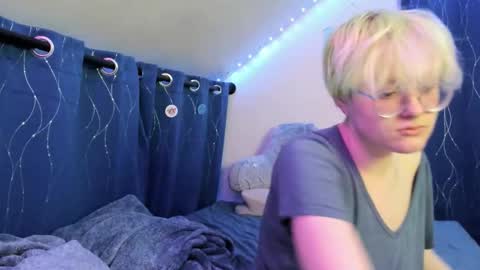 Atticus Pendragon online show from February 15, 4:20 am