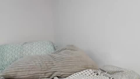 Snapshot of sparklingsoleil chatting on November 11, 5:24 pm Soleil online show from November 11, 5:24 pm