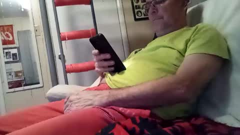 sparkyspeedway online show from December 16, 3:00 am