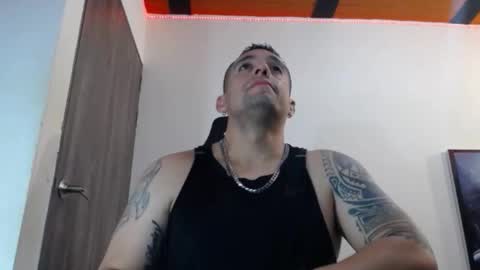 Snapshot of spartacus_cam chatting on February 13, 5:37 am     online show from February 13, 5:37 am