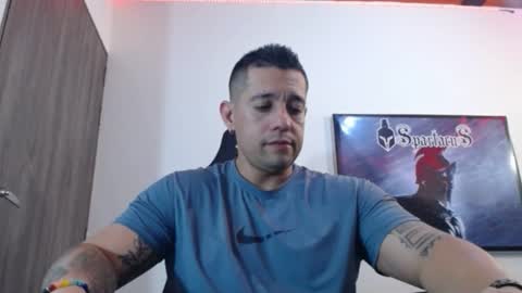 Snapshot of spartacus_cam chatting on September 13, 5:29 am     online show from September 13, 5:29 am