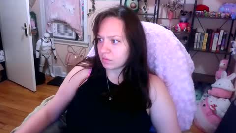 Snapshot of spawnofademon chatting on November 11, 10:43 pm spawnofademon online show from November 11, 10:43 pm