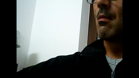 Snapshot of speed0800 chatting on October 25, 1:24 am Speed online show from October 25, 1:24 am