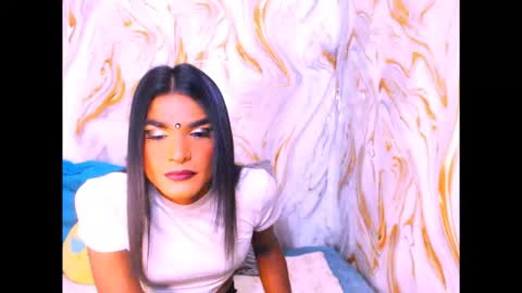 spicybarbie4u online show from April 19, 5:23 pm