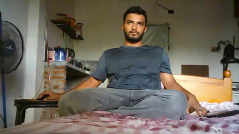 spicybuoy online show from April 2, 3:26 am