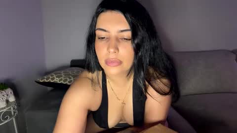 spicymami0333 online show from October 5, 9:56 pm