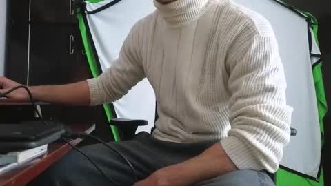 Marco. When Im offline you can view premium content in bio online show from November 24, 12:27 pm