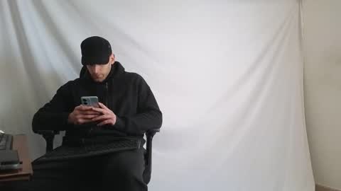 Marco. When Im offline you can view premium content in bio online show from February 6, 3:26 pm