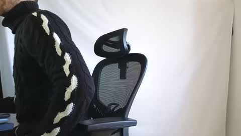 Marco. When Im offline you can view premium content in bio online show from March 27, 8:26 am