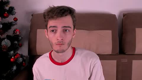 Snapshot of spider___man chatting on December 17, 4:46 pm Spidey online show from December 17, 4:46 pm