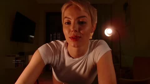 Snapshot of spiklencii chatting on December 17, 6:14 pm Elizabeth online show from December 17, 6:14 pm