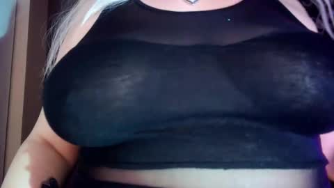 Vanessa Spade online show from March 20, 4:23 pm