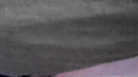 Snapshot of splitter60 chatting on December 7, 8:49 pm splitter60 online show from December 7, 8:49 pm