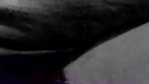 Snapshot of splitter60 chatting on December 11, 8:39 pm splitter60 online show from December 11, 8:39 pm