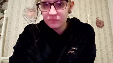 Snapshot of spoiledprincess4 chatting on January 29, 9:07 pm spoiledprincess4 online show from January 29, 9:07 pm