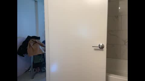 ALEX online show from April 4, 12:09 am