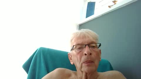 sportigan01 online show from November 2, 11:01 am