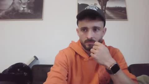 Snapshot of spyco82 chatting on December 31, 8:48 am spyco82 online show from December 31, 8:48 am