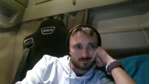 Snapshot of spyco82 chatting on January 13, 5:55 pm spyco82 online show from January 13, 5:55 pm