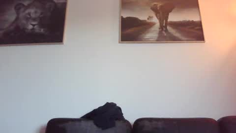 Snapshot of spyco82 chatting on March 7, 4:55 pm spyco82 online show from March 7, 4:55 pm