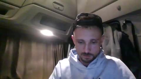 Snapshot of spyco82 chatting on November 4, 6:18 pm spyco82 online show from November 4, 6:18 pm