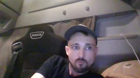 Snapshot of spyco82 chatting on November 17, 6:03 pm spyco82 online show from November 17, 6:03 pm