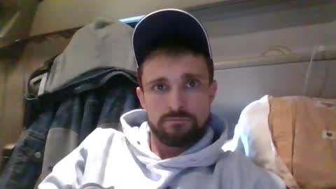 Snapshot of spyco82 chatting on December 18, 11:16 am spyco82 online show from December 18, 11:16 am