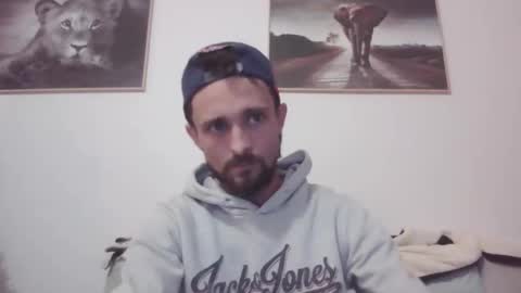 Snapshot of spyco82 chatting on December 20, 7:15 am spyco82 online show from December 20, 7:15 am