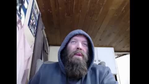 Snapshot of squegly chatting on February 14, 7:49 am Bryan online show from February 14, 7:49 am