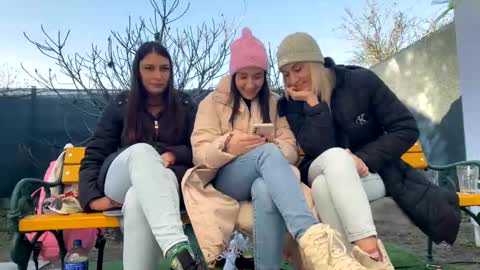 Snapshot of squirt_bunny77 chatting on December 22, 9:44 am My name is Maya Lush is activeThere are legends that in this room all your wishes can come true Private is Open online show from December 22, 9:44 am