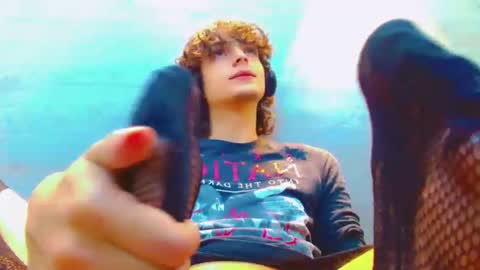 ethan online show from September 16, 2:18 pm