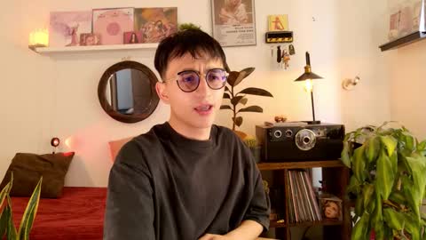 Snapshot of sr_evann chatting on February 28, 3:13 pm sr_evann online show from February 28, 3:13 pm