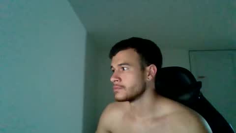 Snapshot of srbey_ chatting on December 15, 1:10 am Vic online show from December 15, 1:10 am