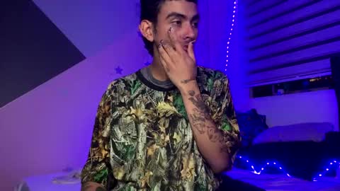 sorry mom online show from December 1, 11:04 pm