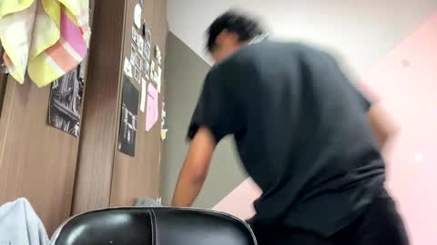 sorry mom online show from December 3, 1:43 pm