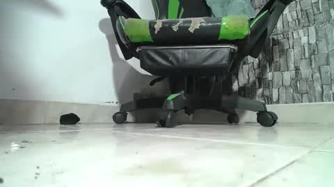 sr master cum its my old account online show from March 24, 4:01 pm