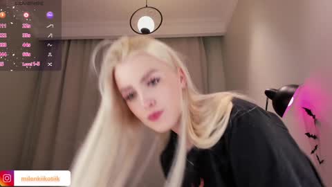 Snapshot of ssashagarter chatting on December 3, 8:17 pm Alexandra online show from December 3, 8:17 pm