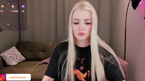 Snapshot of ssashagarter chatting on December 6, 3:08 am Alexandra online show from December 6, 3:08 am