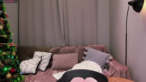 Snapshot of ssashagarter chatting on December 31, 5:07 pm Alexandra online show from December 31, 5:07 pm