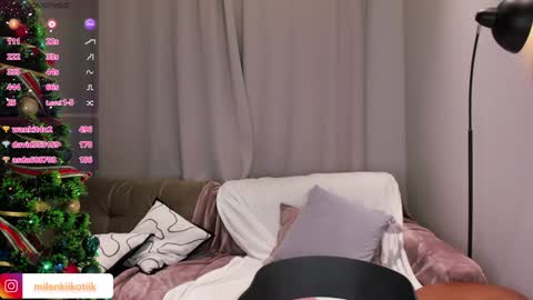 Snapshot of ssashagarter chatting on January 2, 6:12 pm Alexandra online show from January 2, 6:12 pm